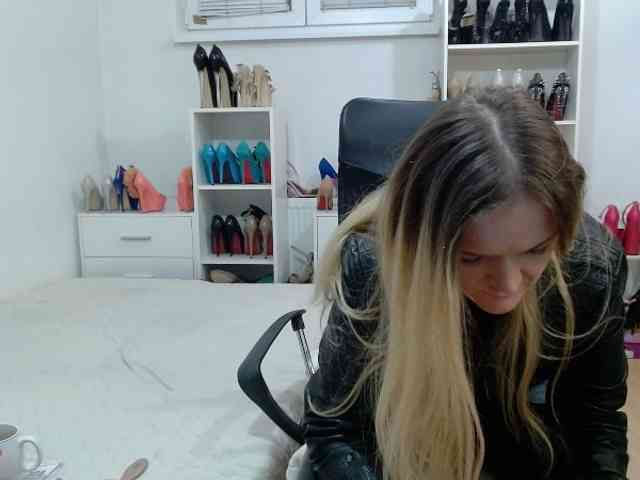 MisstressSabi webcam