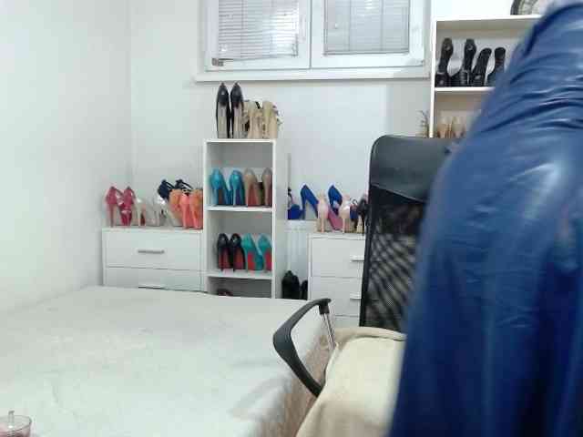 MisstressSabi webcam