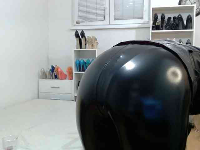 MisstressSabi webcam