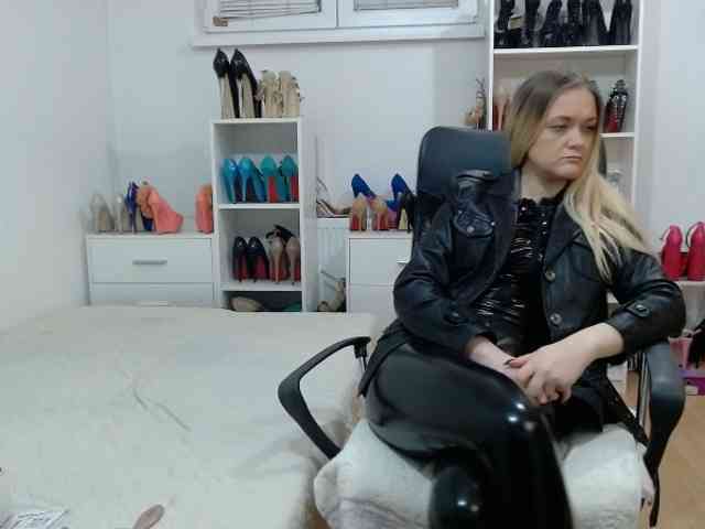 MisstressSabi webcam