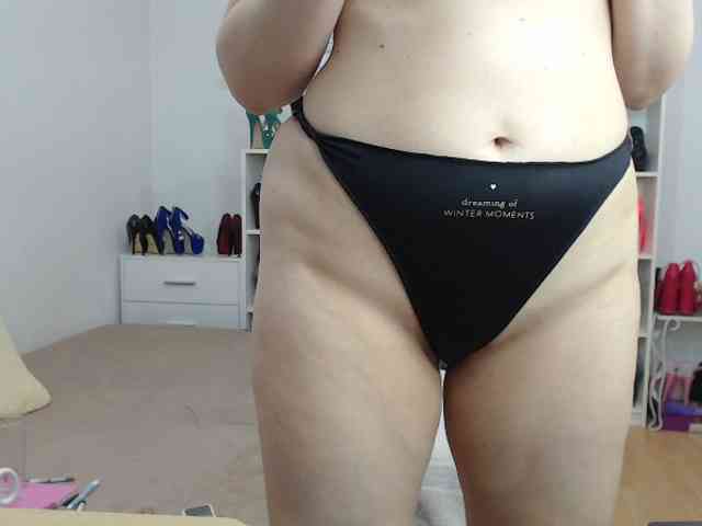 MisstressSabi webcam