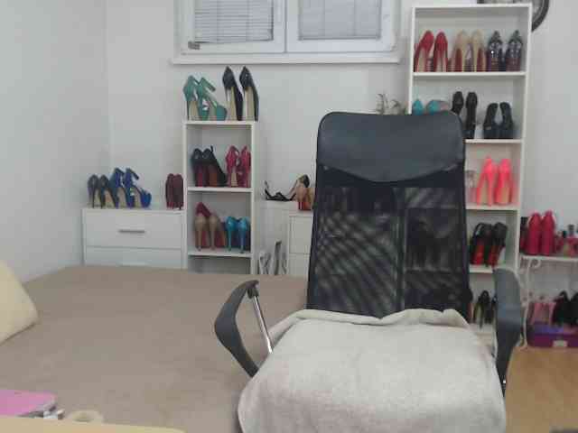 MisstressSabi webcam