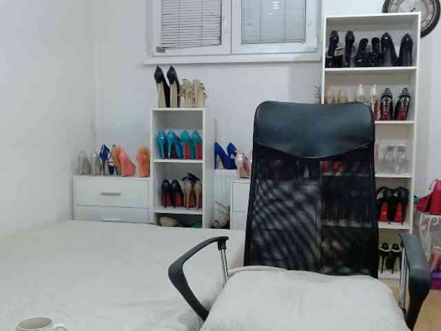 MisstressSabi webcam