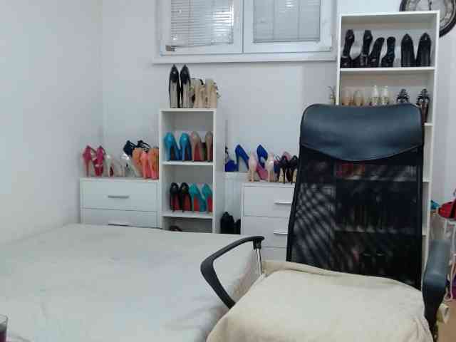 MisstressSabi webcam