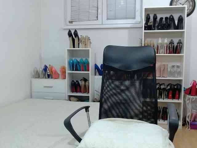 MisstressSabi webcam