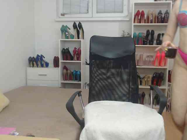 MisstressSabi webcam