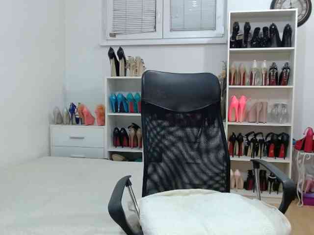 MisstressSabi webcam