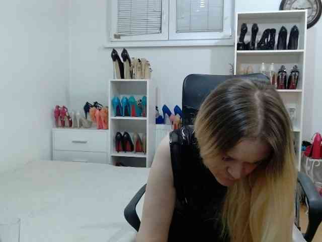 MisstressSabi webcam