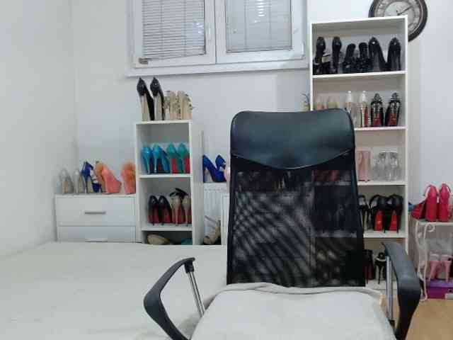 MisstressSabi webcam