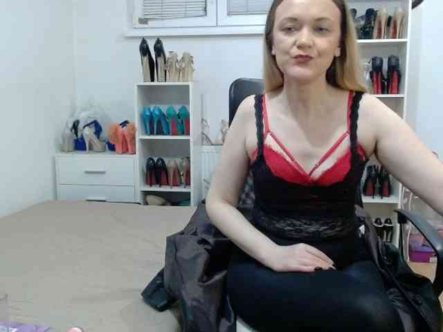 MisstressSabi webcam