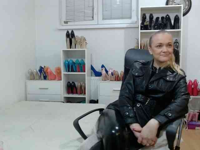 MisstressSabi webcam