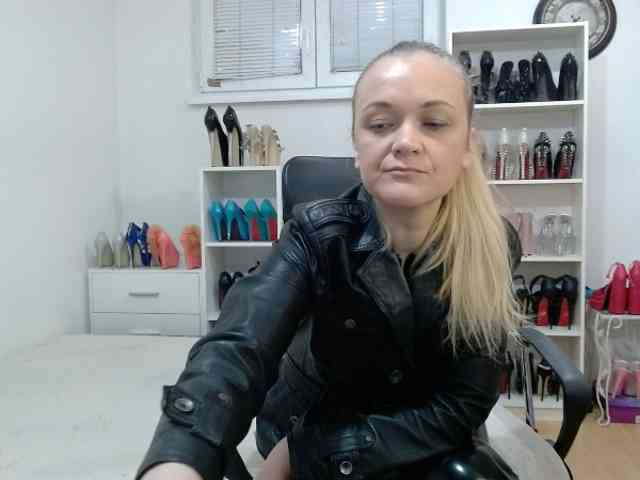 MisstressSabi webcam