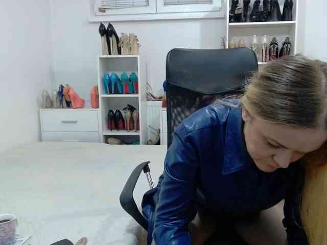 MisstressSabi webcam