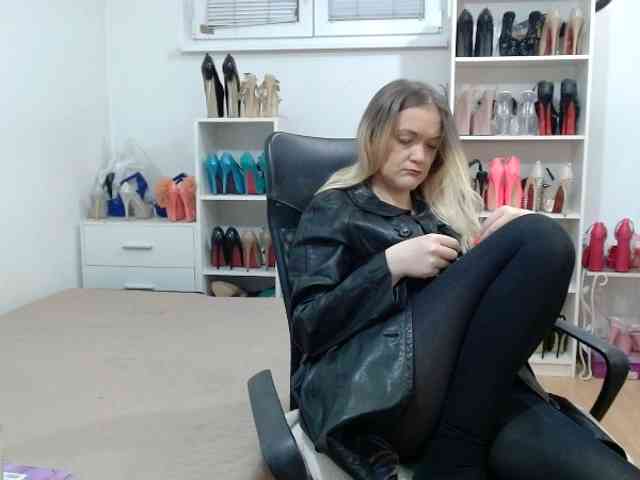 MisstressSabi webcam