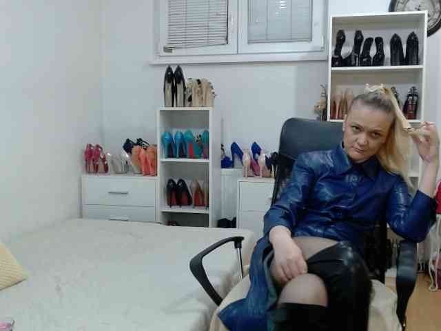 MisstressSabi MisstressSabi