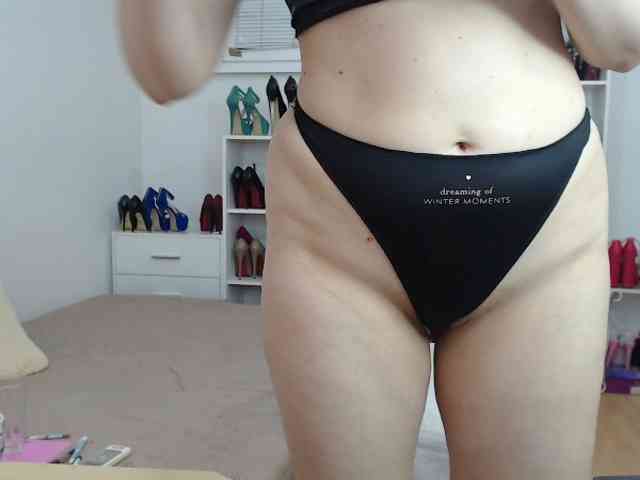 MisstressSabi webcam
