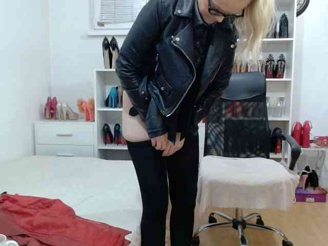 MisstressSabi webcam