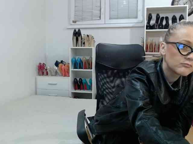 MisstressSabi MisstressSabi