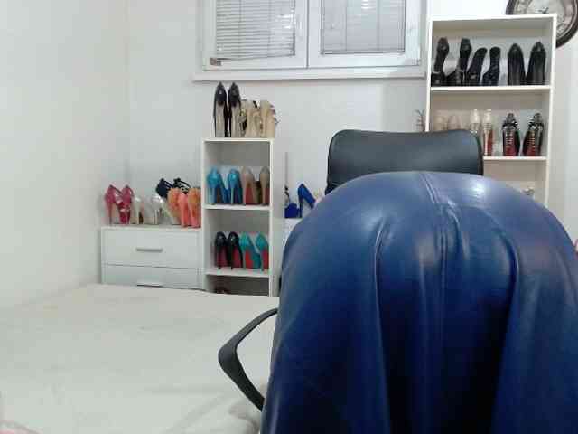 MisstressSabi webcam