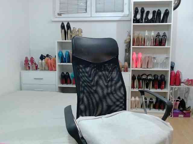 MisstressSabi webcam