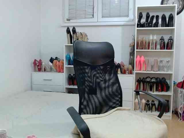 MisstressSabi webcam