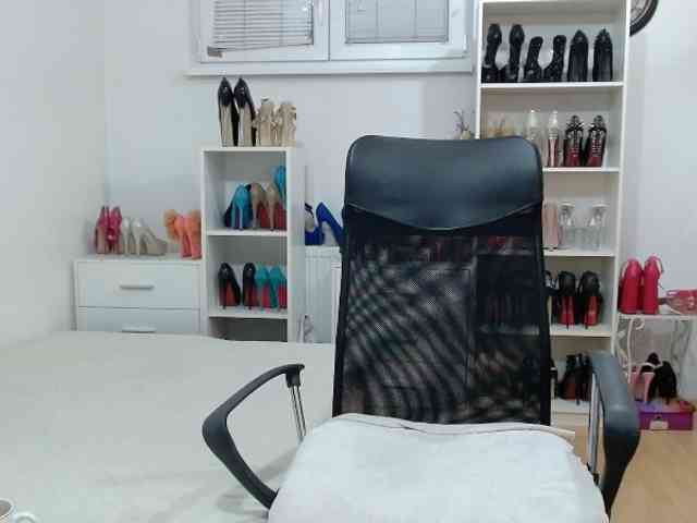 MisstressSabi webcam