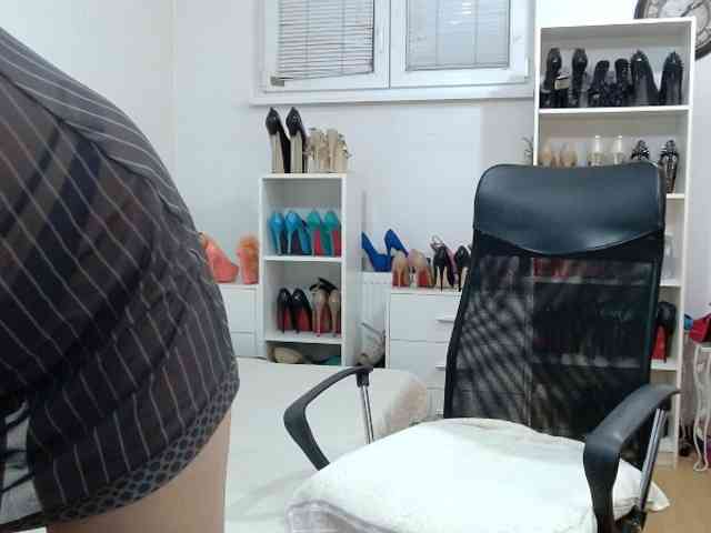 MisstressSabi webcam