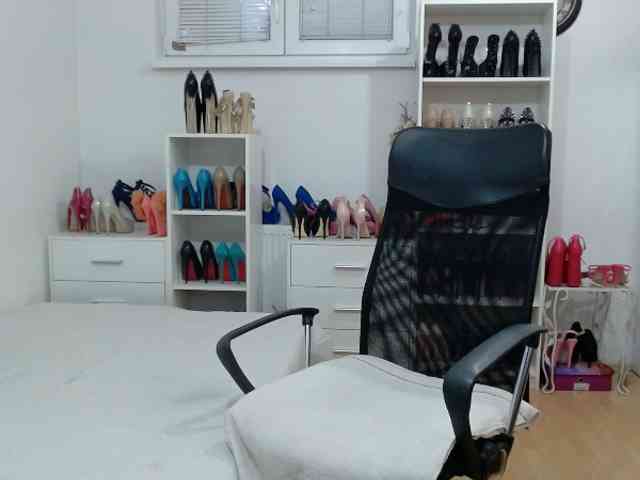 MisstressSabi webcam