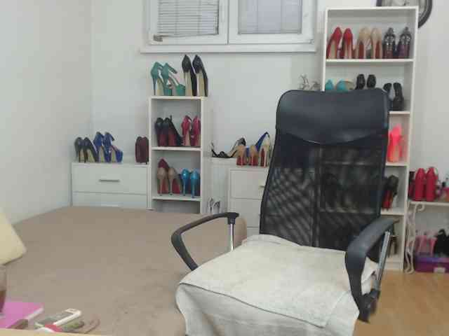 MisstressSabi webcam