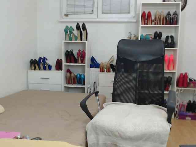 MisstressSabi webcam
