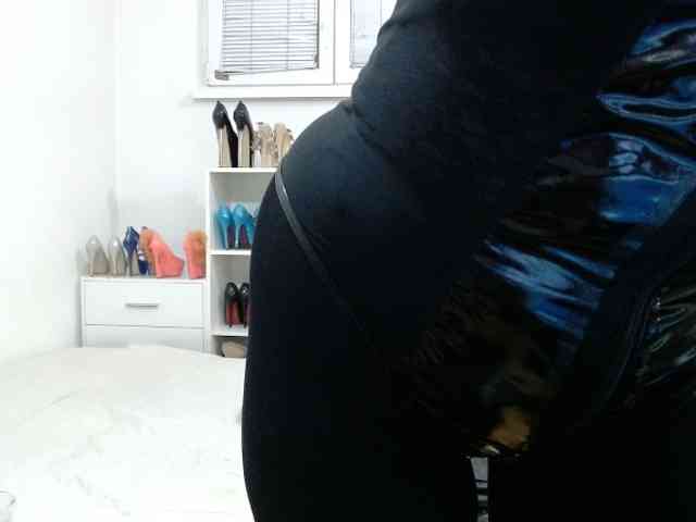 MisstressSabi webcam