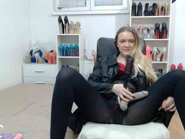 MisstressSabi webcam