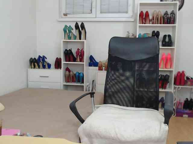 MisstressSabi webcam