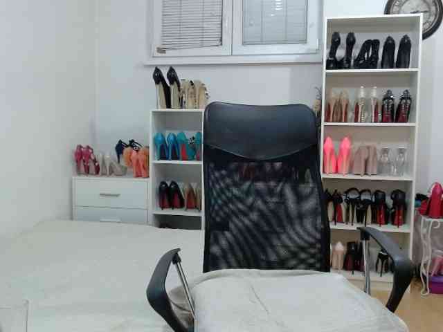 MisstressSabi webcam