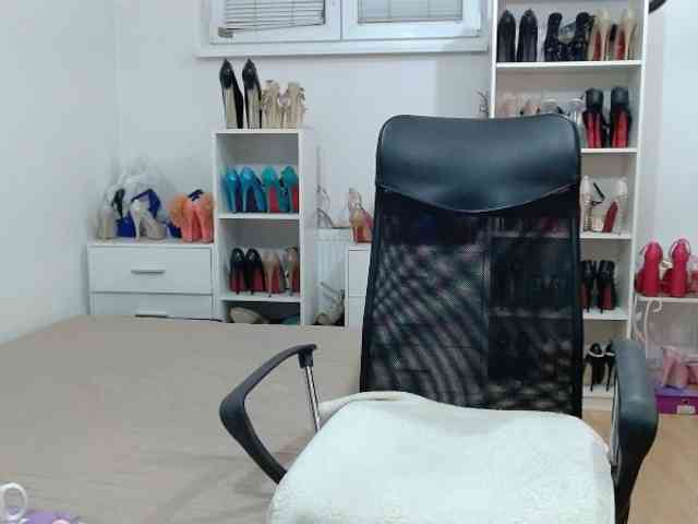 MisstressSabi webcam