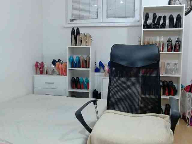 MisstressSabi webcam