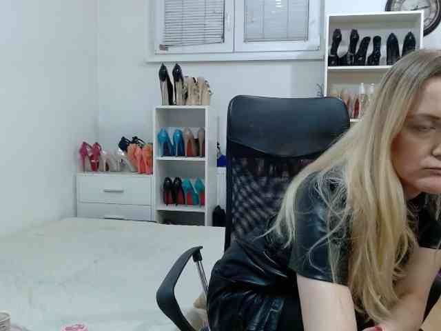 MisstressSabi webcam