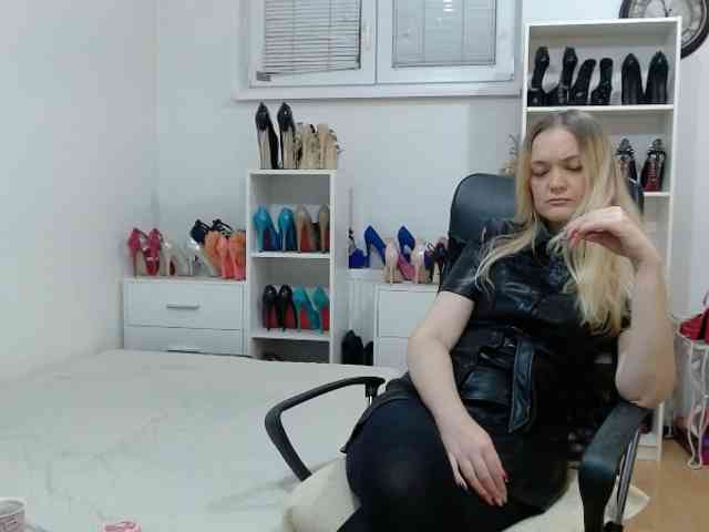 MisstressSabi webcam