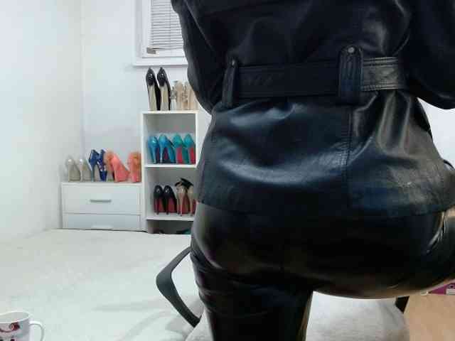 MisstressSabi webcam