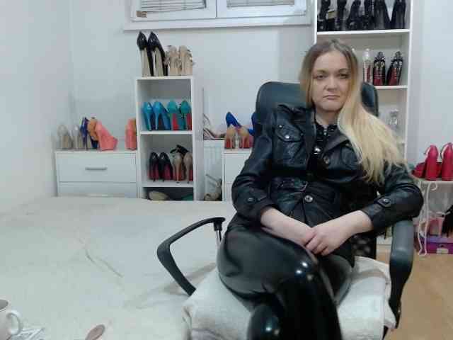 MisstressSabi webcam