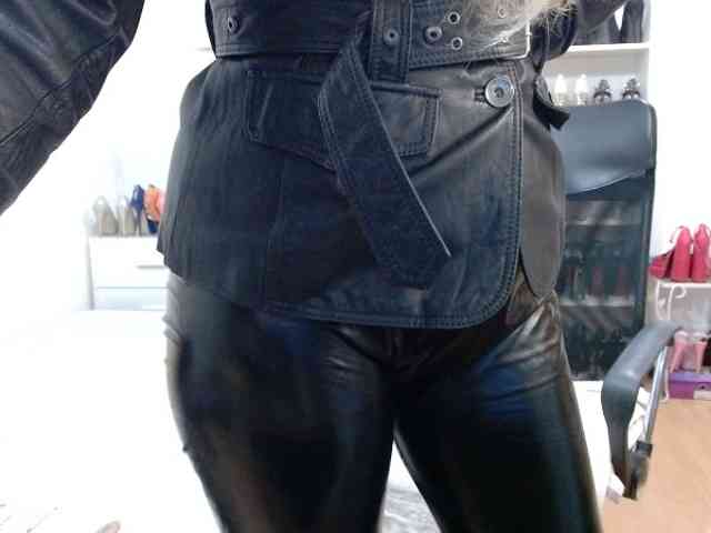 MisstressSabi webcam