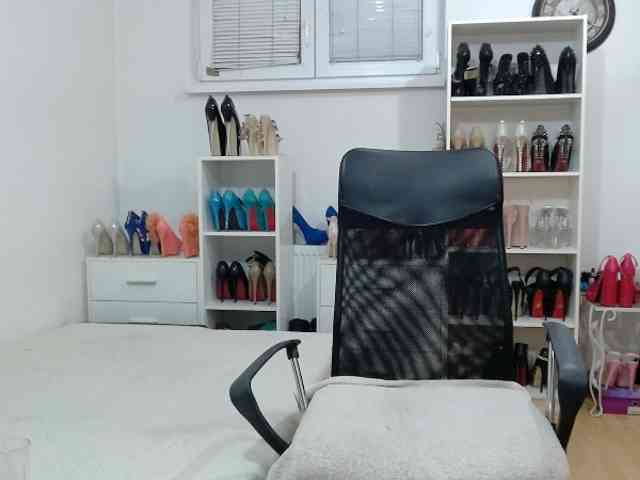 MisstressSabi webcam