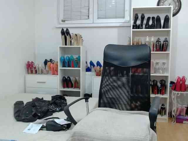 MisstressSabi webcam