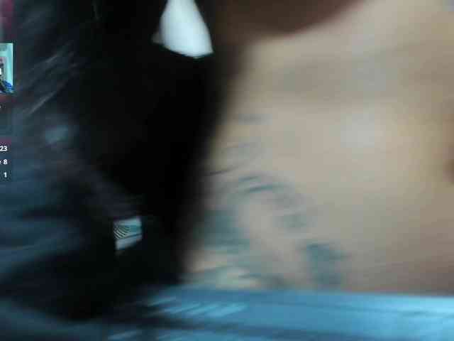 Naomii18 webcam