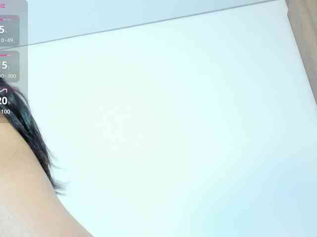 Naomii18 webcam