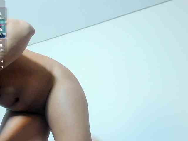 Naomii18 webcam