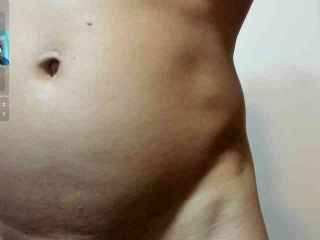 Naomii18 webcam