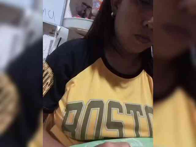 pinaymaniac69 Live Webcam on BongaCams