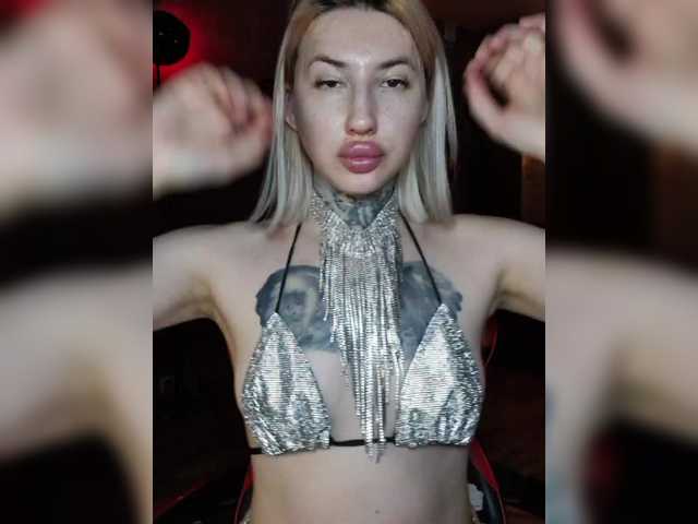  a-squirter chat room
