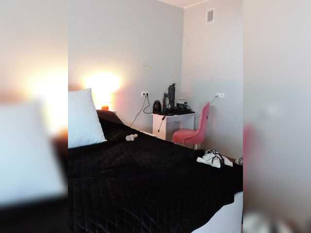 a-squirter's BongaCams show and profile